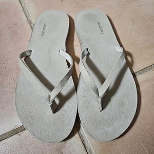Hari Mari Meadows Leather Flip Flops